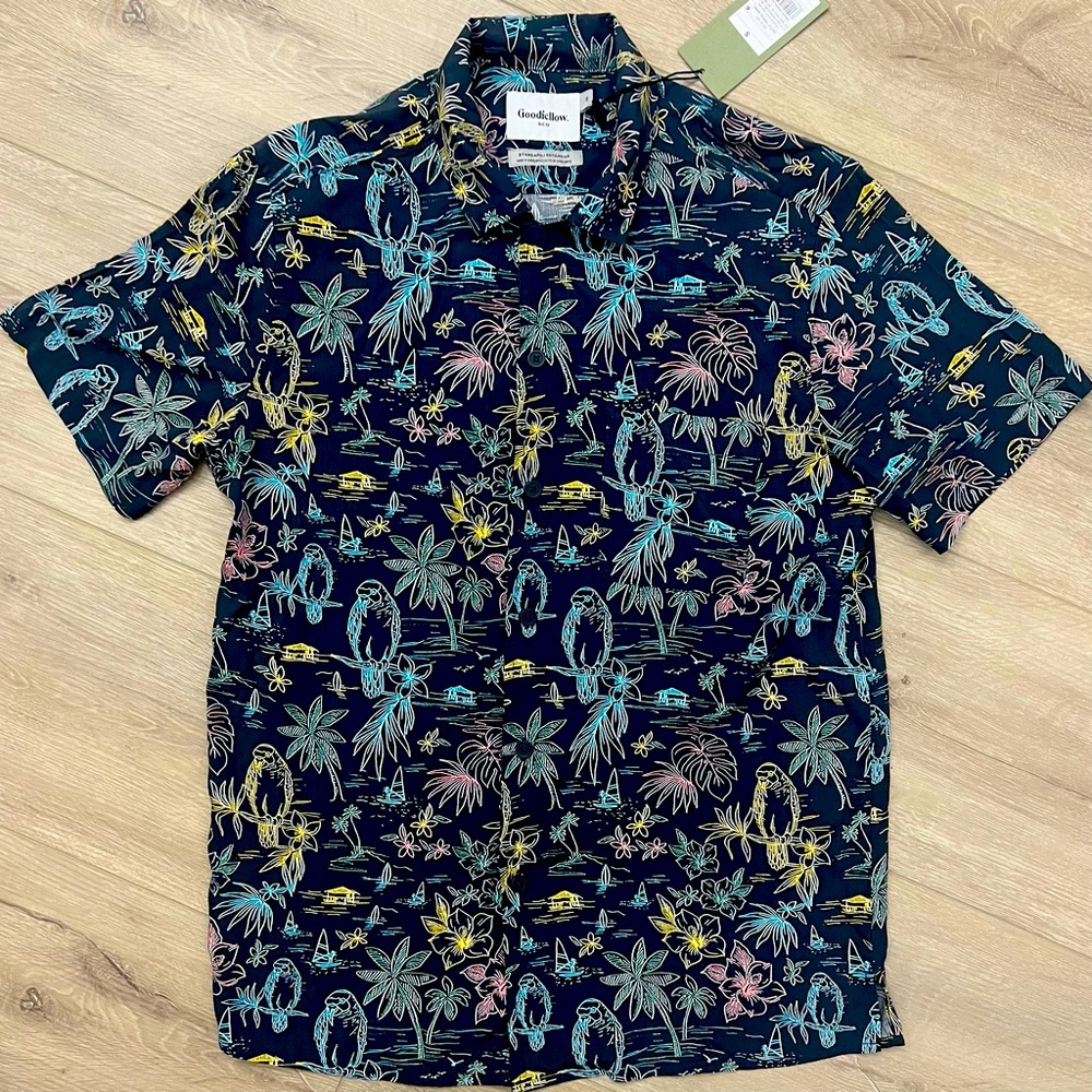 Goodfellow & Co Hawaiian Tropical Short Sleeve Button Shirt Small